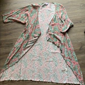 LuLaRoe Medium Shirley